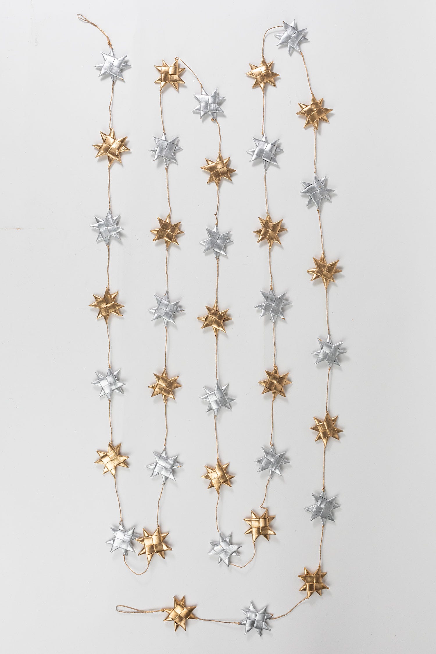 Sparkle Palm Star Garland - Ten Thousand Villages