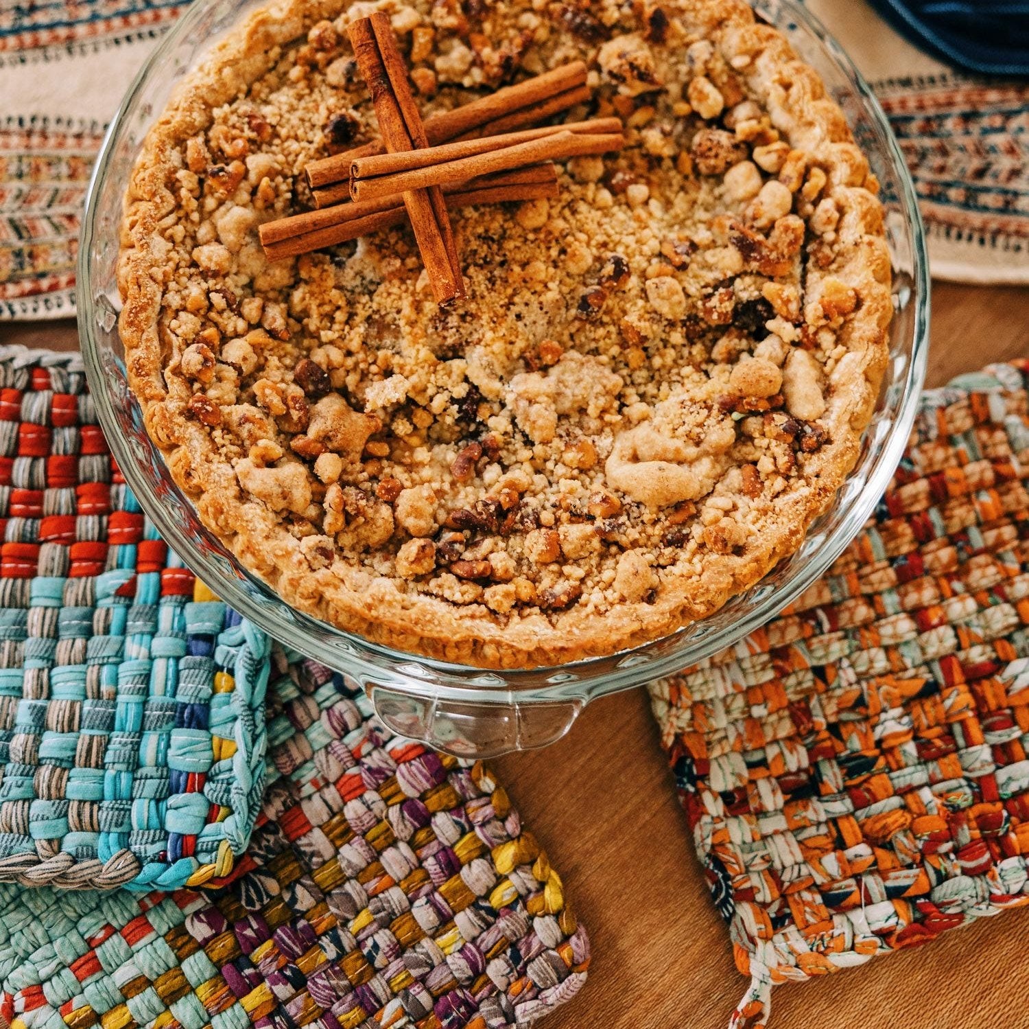 Village Sari Hot Mats - Ten Thousand Villages