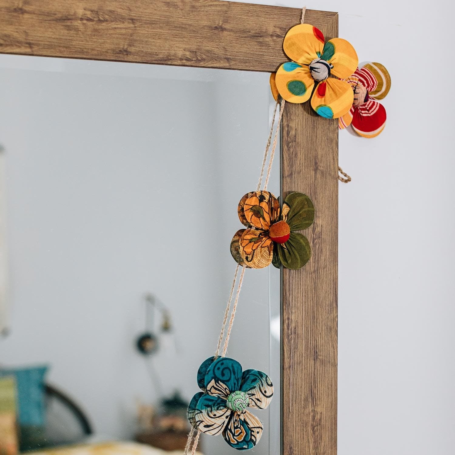 Recycled Sari Flower Garland - Ten Thousand Villages