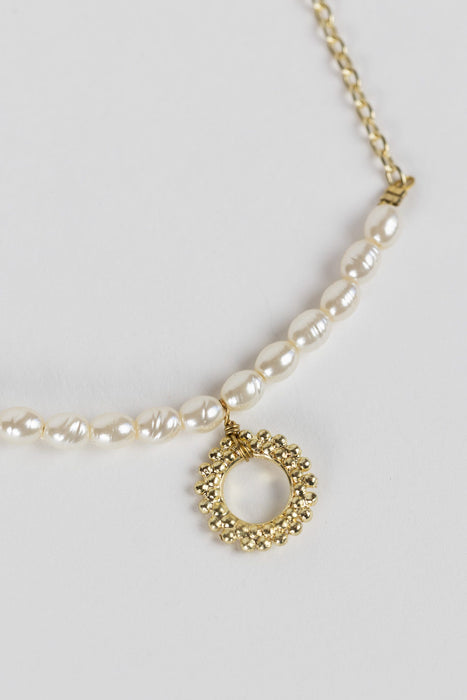 Charm & Pearl Necklace 5