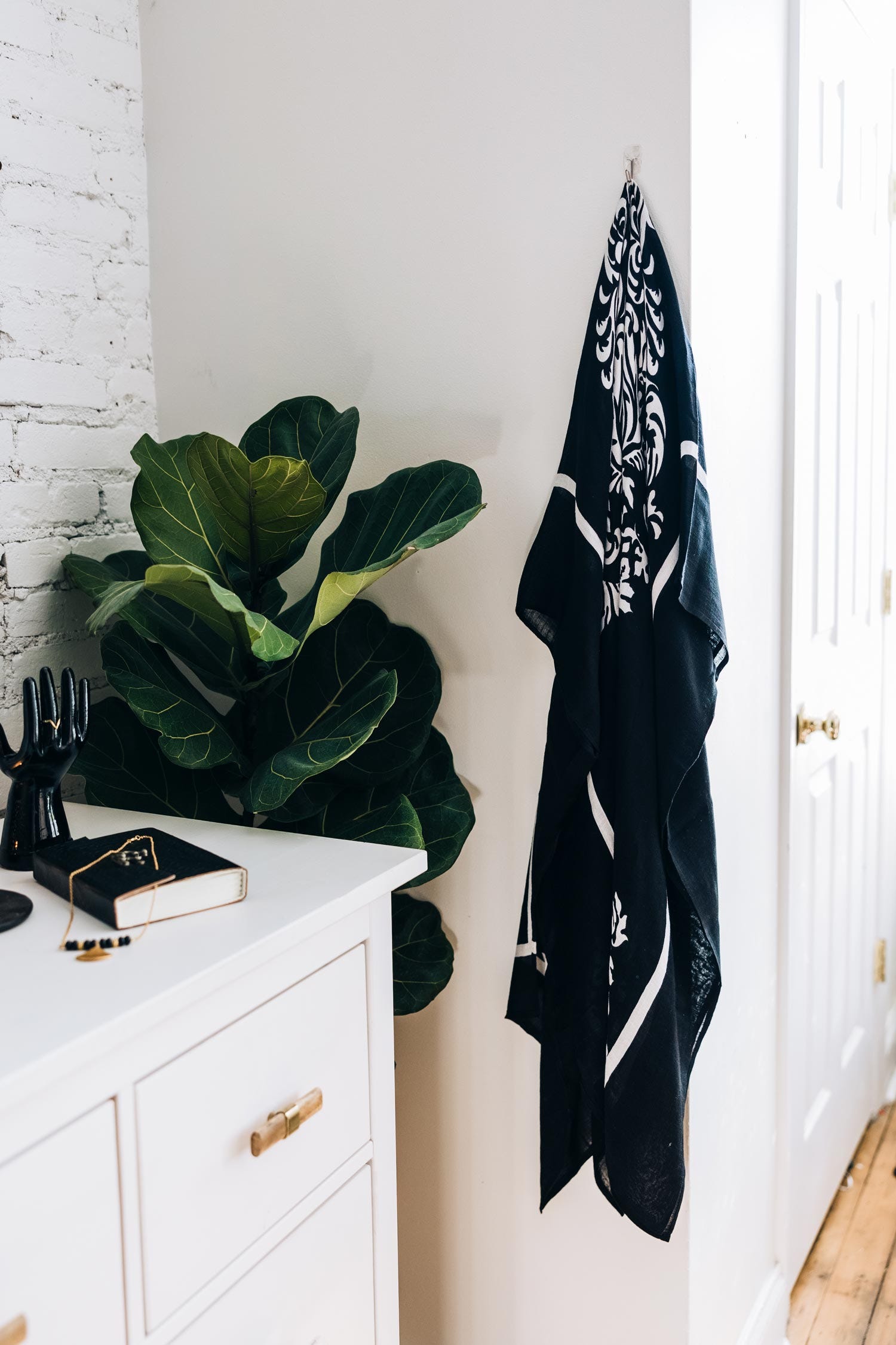 Light and Airy Topper - Ten Thousand Villages