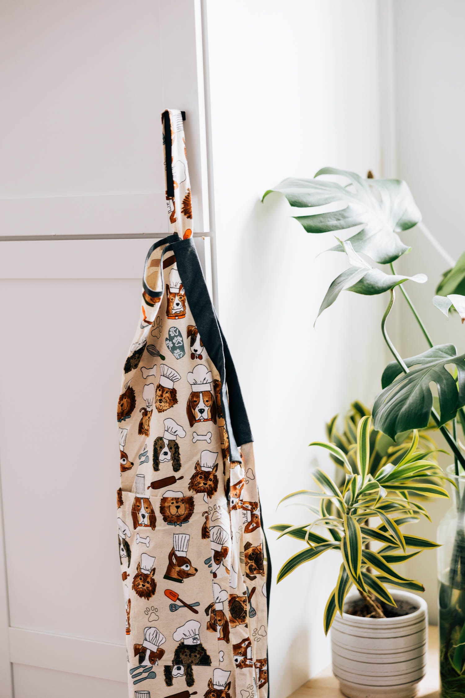 Dog Chefs Apron - Ten Thousand Villages