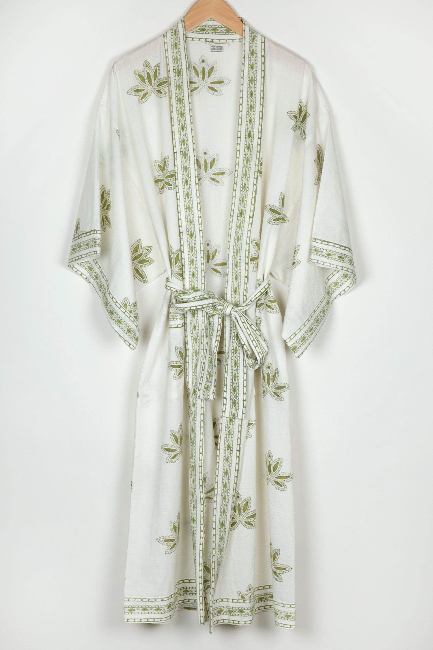 Lotus Bathrobe - Ten Thousand Villages