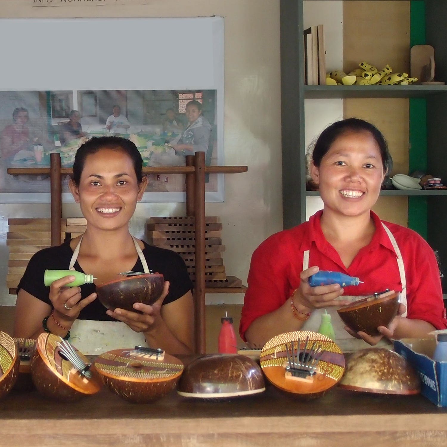 Summer Groove Thumb Piano - Ten Thousand Villages