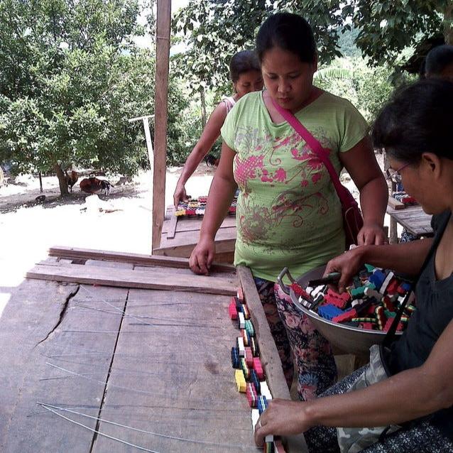 Upcycled Flip-Flop Mat - Ten Thousand Villages